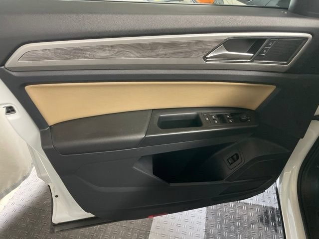 2020 Volkswagen Atlas Cross Sport 3.6L V6 SE w/Technology