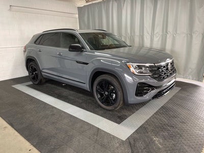 2026 Volkswagen Atlas Cross Sport 2.0T SEL R-Line Black