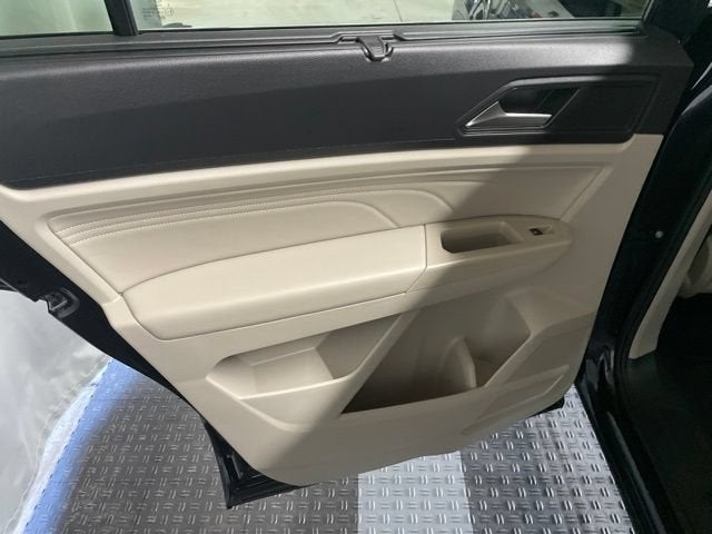 2022 Volkswagen Atlas 3.6L V6 SEL R-Line