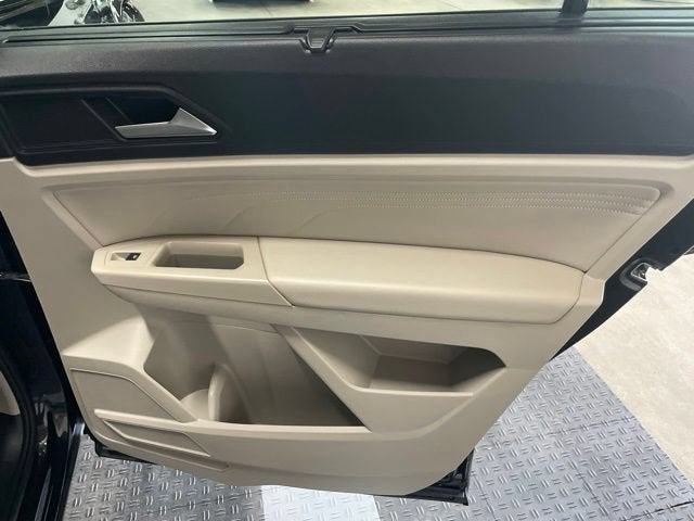 2022 Volkswagen Atlas 3.6L V6 SEL R-Line