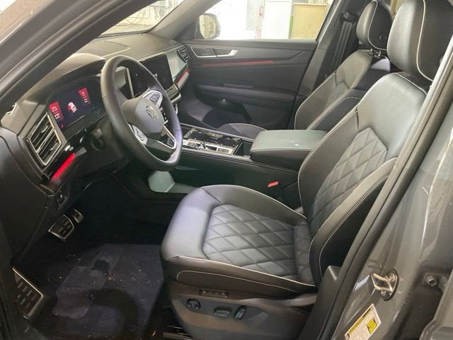 2026 Volkswagen Atlas Cross Sport SEL Premium R-LINE - Photo 16