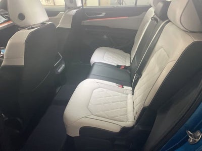 2024 Volkswagen Atlas Cross Sport 2.0T SEL Premium R-Line