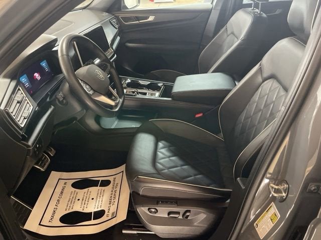 2024 Volkswagen Atlas Cross Sport 2.0T SEL Premium R-Line
