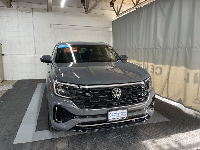 2024 Volkswagen Atlas Cross Sport 2.0T SEL Premium R-Line