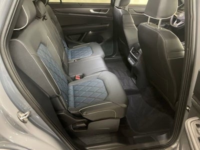 2024 Volkswagen Atlas Cross Sport 2.0T SEL Premium R-Line