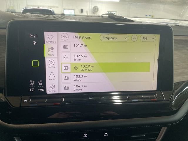 2026 Volkswagen Atlas 2.0T SEL Premium R-Line