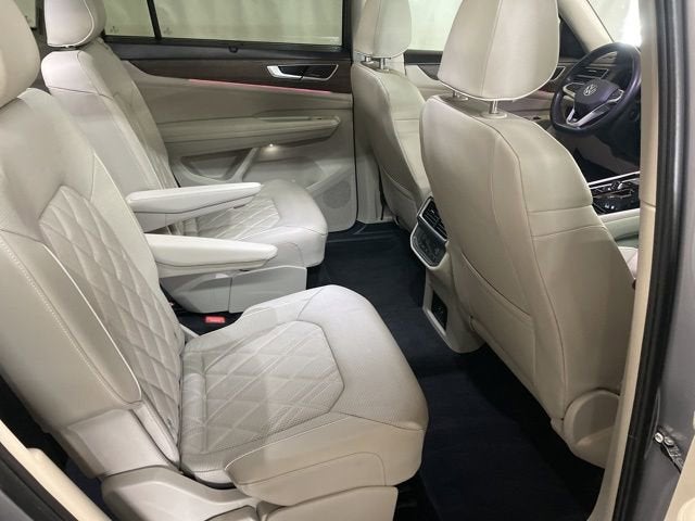 2024 Volkswagen Atlas 2.0T SEL Premium R-Line