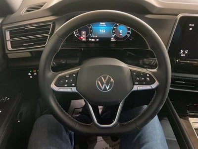 2024 Volkswagen Atlas Cross Sport 2.0T SE w/Technology