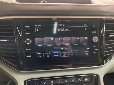 2023 Volkswagen Atlas 2.0T SE w/Technology