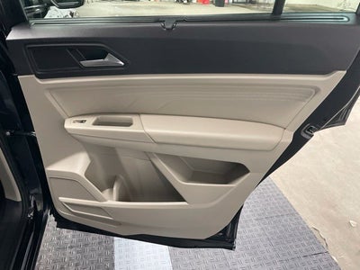 2023 Volkswagen Atlas 2.0T SE w/Technology