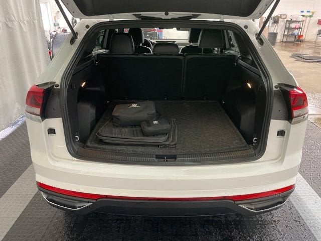 2022 Volkswagen Atlas Cross Sport 2.0T SE