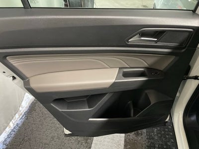 2022 Volkswagen Atlas Cross Sport 2.0T SE