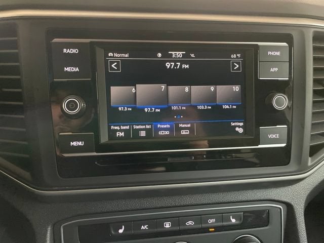 2022 Volkswagen Atlas Cross Sport 2.0T SE