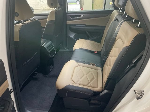 2026 Volkswagen Atlas Cross Sport 2.0T SE