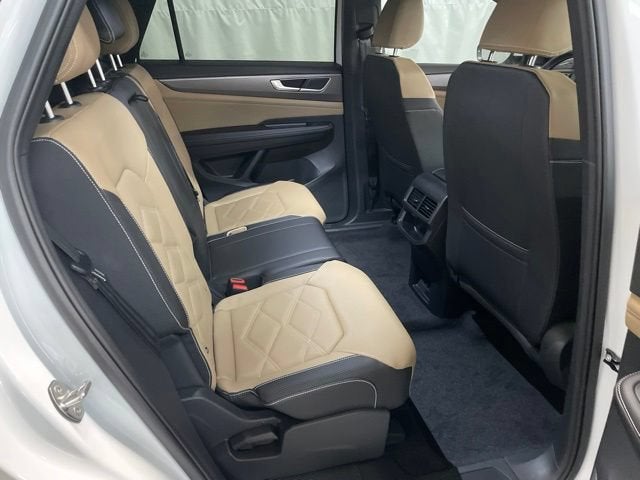 2026 Volkswagen Atlas Cross Sport 2.0T SE
