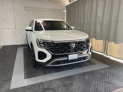 2024 Volkswagen Atlas Cross Sport 2.0T SE