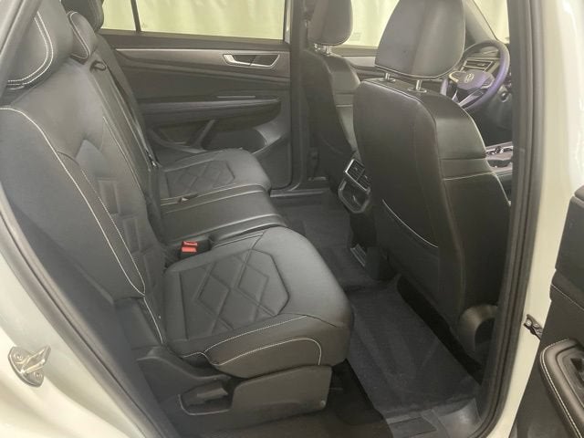 2024 Volkswagen Atlas Cross Sport 2.0T SE