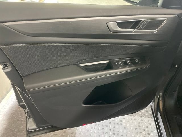 2025 Volkswagen Atlas Cross Sport 2.0T SE