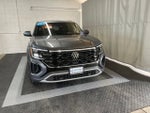 2025 Volkswagen Atlas Cross Sport 2.0T SE