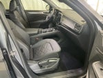 2025 Volkswagen Atlas Cross Sport 2.0T SE