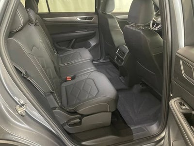 2025 Volkswagen Atlas Cross Sport 2.0T SE