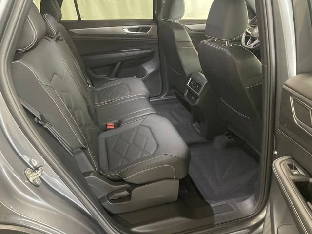 2025 Volkswagen Atlas Cross Sport 2.0T SE