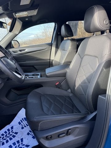 2025 Volkswagen Atlas Cross Sport 2.0T SE