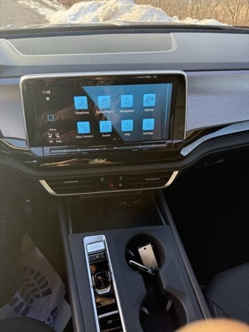 2025 Volkswagen Atlas Cross Sport 2.0T SE