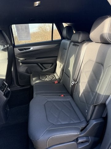 2025 Volkswagen Atlas Cross Sport 2.0T SE