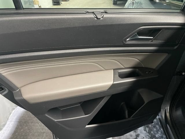2023 Volkswagen Atlas 2.0T SE