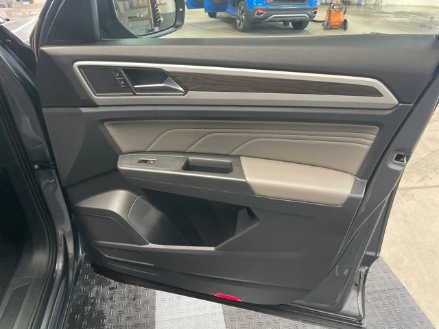 2023 Volkswagen Atlas 2.0T SE