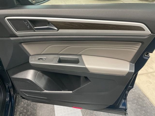 2023 Volkswagen Atlas 2.0T SE