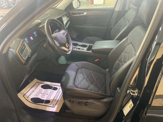 2024 Volkswagen Atlas 2.0T SE