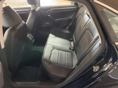 2018 Volkswagen Passat 2.0T SE