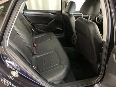 2018 Volkswagen Passat 2.0T SE