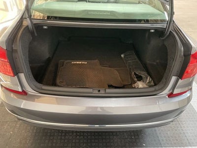 2016 Volkswagen Passat 1.8T SE