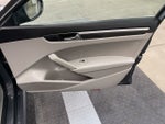 2016 Volkswagen Passat 1.8T SE
