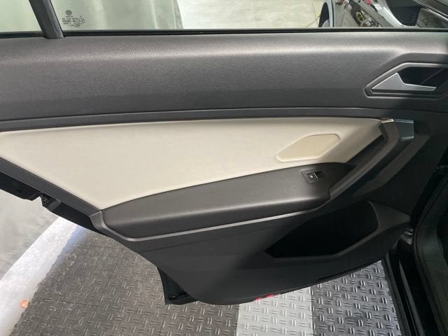 2021 Volkswagen Tiguan SE R-Line Black