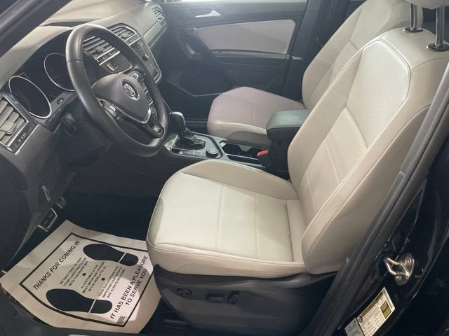 2021 Volkswagen Tiguan SE R-Line Black