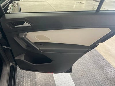 2021 Volkswagen Tiguan SE R-Line Black
