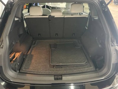 2021 Volkswagen Tiguan SE R-Line Black