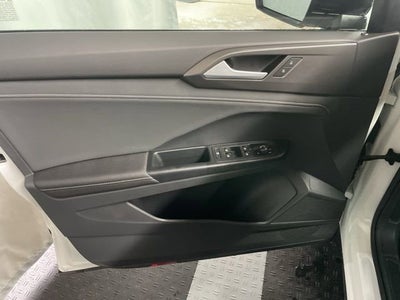 2026 Volkswagen Taos 1.5T SE Black