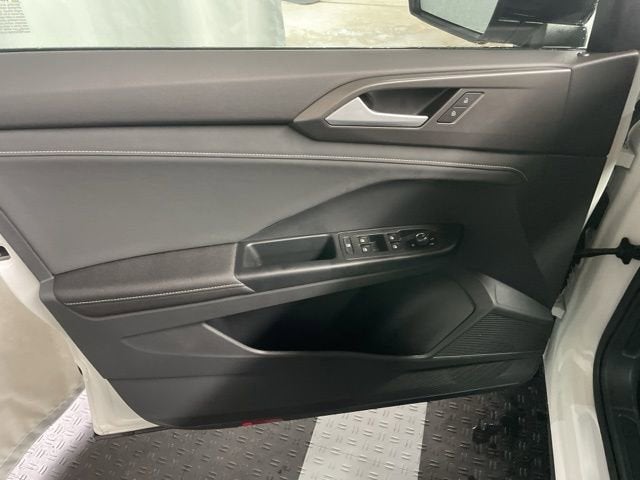 2026 Volkswagen Taos 1.5T SE Black