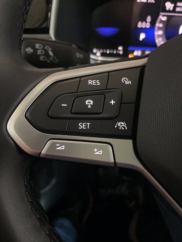 2027 Volkswagen Taos SE Black