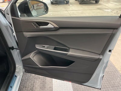 2027 Volkswagen Taos SE Black