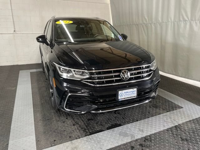 2024 Volkswagen Tiguan SEL R-Line