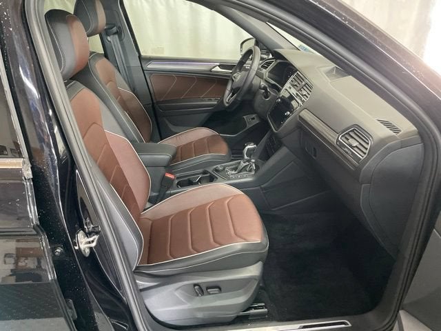 2024 Volkswagen Tiguan SEL R-Line