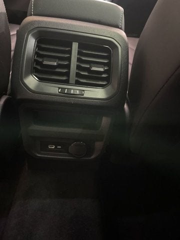 2022 Volkswagen Tiguan SEL R-Line