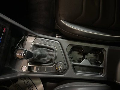 2022 Volkswagen Tiguan SEL R-Line