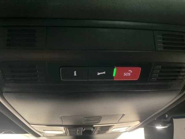 2022 Volkswagen Tiguan SEL R-Line